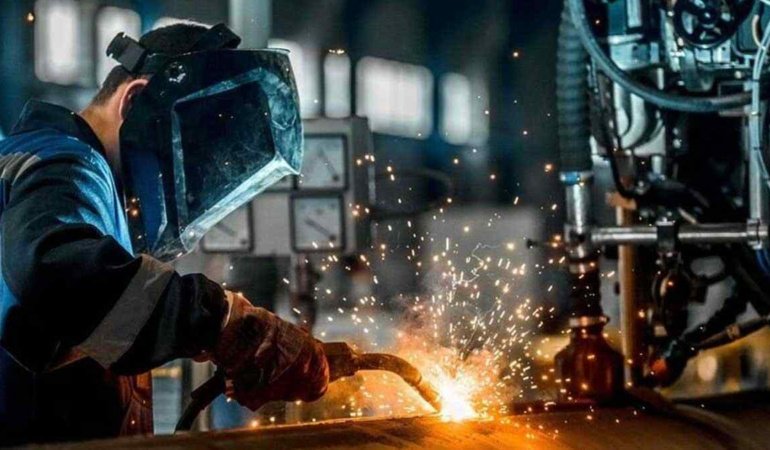 TÜİK, 2025 yılı Yıllık Sanayi ve Hizmet İstatistiklerini açıkladı..