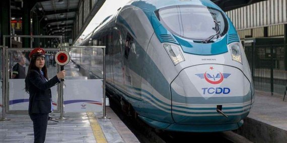 Tren-yolculuklarinda-yeni-donem.-1-Eylulden-itibaren-biletler-tamamen-dijital-olacak-featured