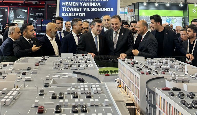 AKYAPI TİCARETHANE PROJELERİNDE DÜKKANLAR FUARA ÖZEL AVANTAJLARLA MÜSİAD EXPO’DA
