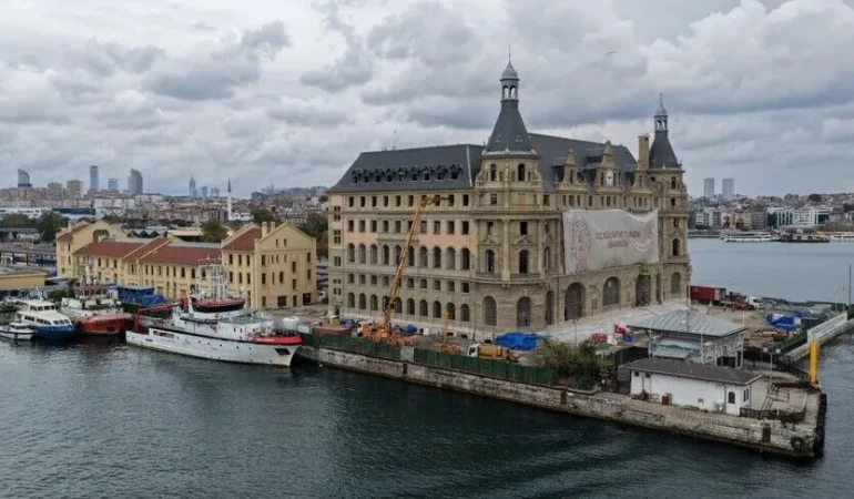 Haydarpaşa Garı’nda restorasyon devam ediyor: İlk etabın tamamlanacağı tarih belli oldu..