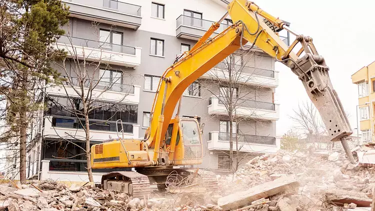 Kentsel dönüşümde bina sahiplerinin iki kritik sorusuna yanıt: Müteahhit nasıl bulunacak, teklif ne anlama geliyor?