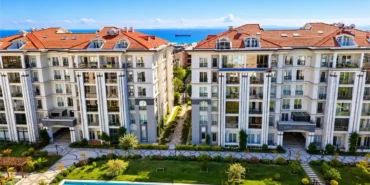 Apartman-ve-Bina-Giris-Kapilarinin-Acik-Birakilmasi-Guvenlik-ve-Enerji-Kaybina-Yol-Aciyor-featured